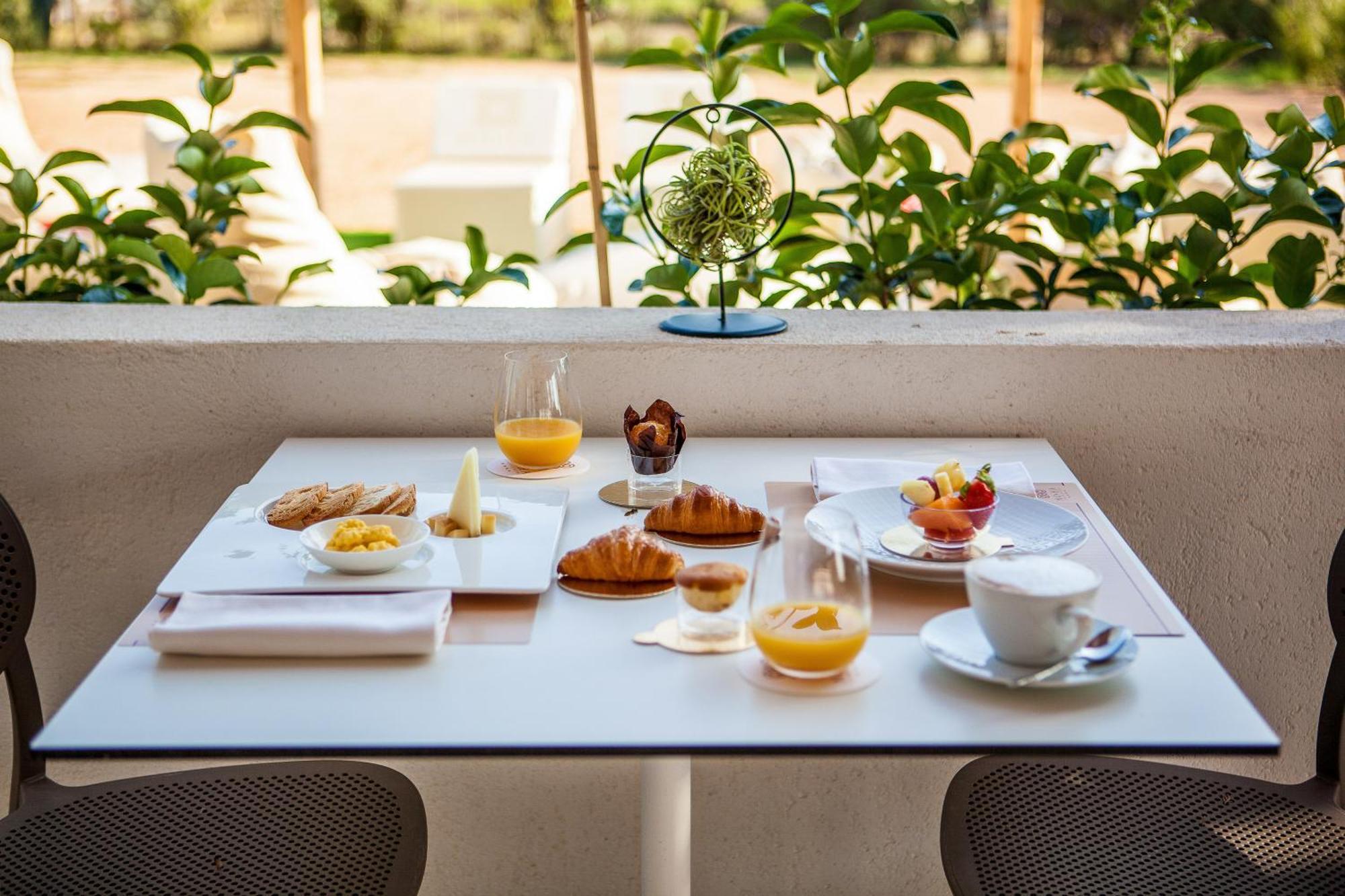 Noha Lifestyle Hotel - Adults Only Пула Екстериор снимка